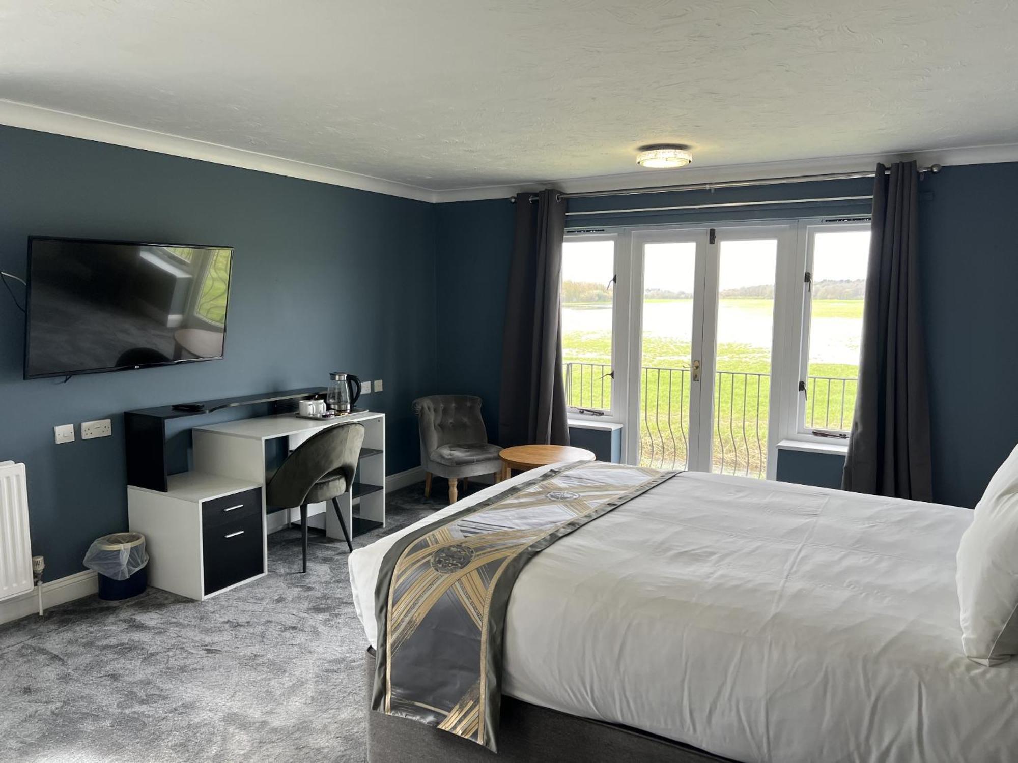 Dolphin Hotel Cambridge St Ives  Dış mekan fotoğraf