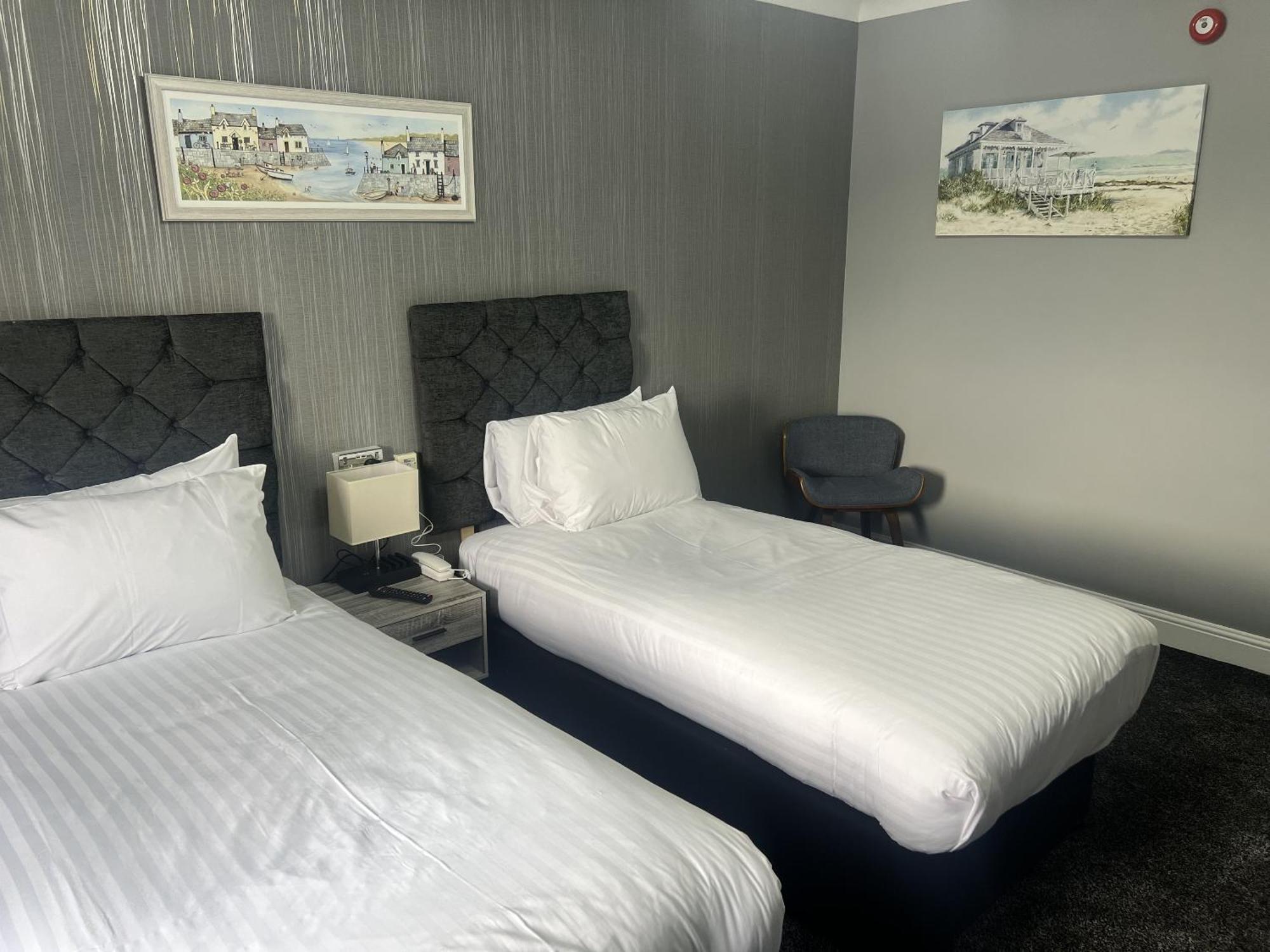 Dolphin Hotel Cambridge St Ives  Dış mekan fotoğraf