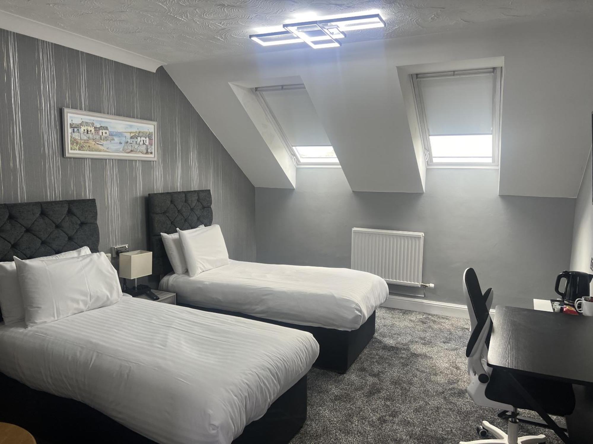 Dolphin Hotel Cambridge St Ives  Dış mekan fotoğraf